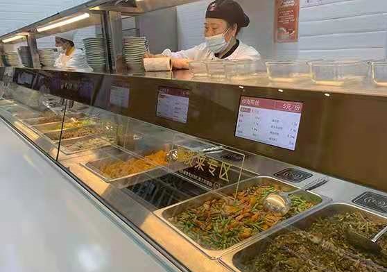 数字人民币在上海社区食堂落地应用，上海老年人口最多的区正让养老变得更智慧